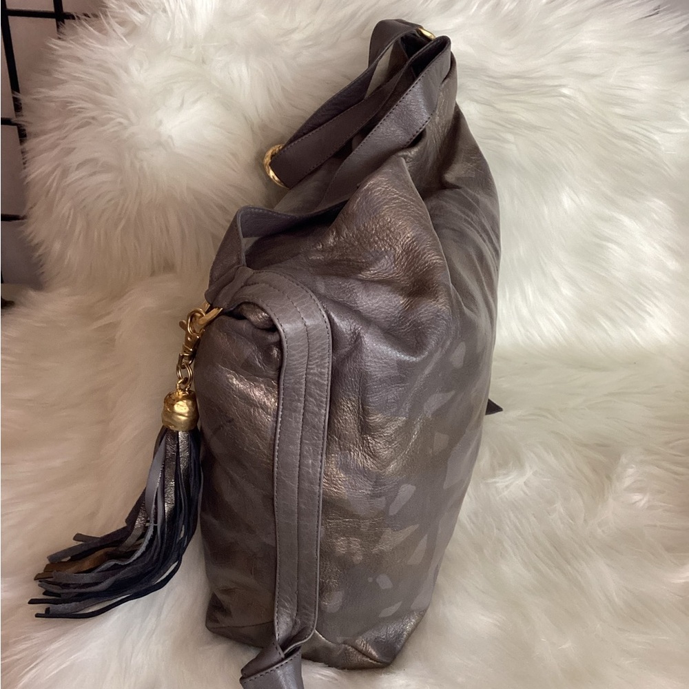 Ona Villier Vesuvius Hobo Bag in Grey Sombra - Picture 8 of 12